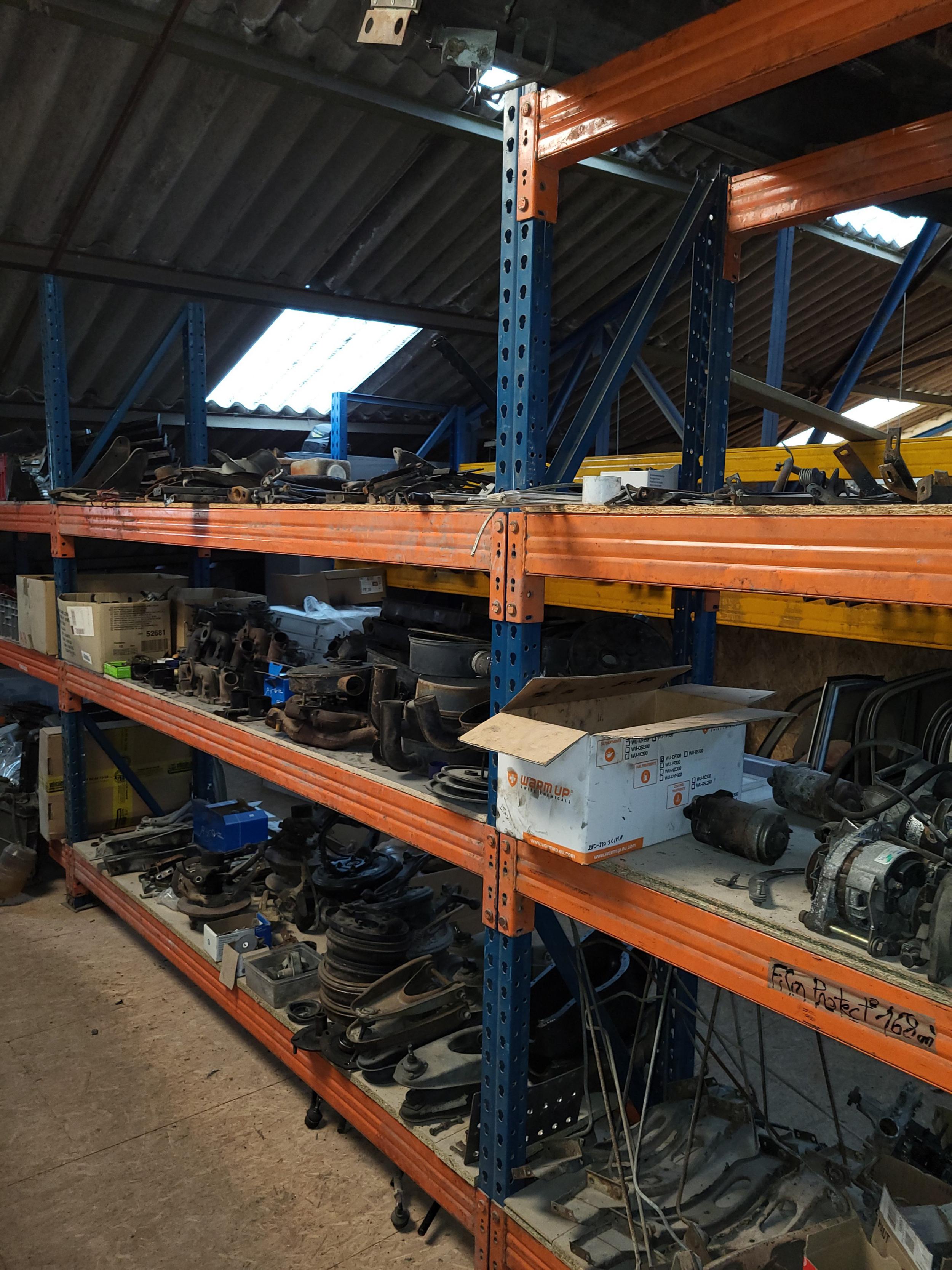 stock de pièces détachées